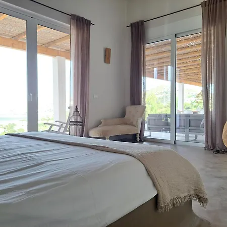 Villa Yvonne In Alinda Leros Gourna